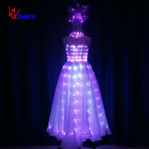 LED clothing on a large scale light dance will have a good momentum of development