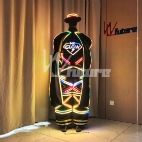 LED-lit fashionable clothing